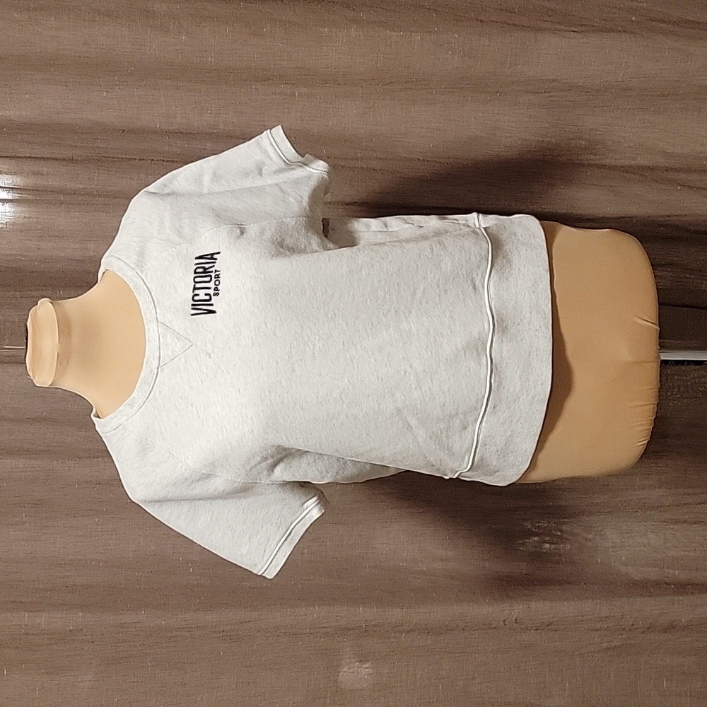 Victoria Sport top